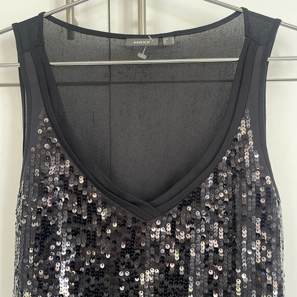 Black Sequins Tank Top • Sleeveless Top • Size Medium - Picture 9 of 14
